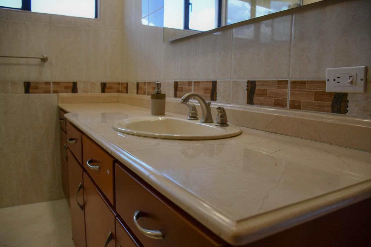 Apartamento En Laureles En Zona Rosa Medellin