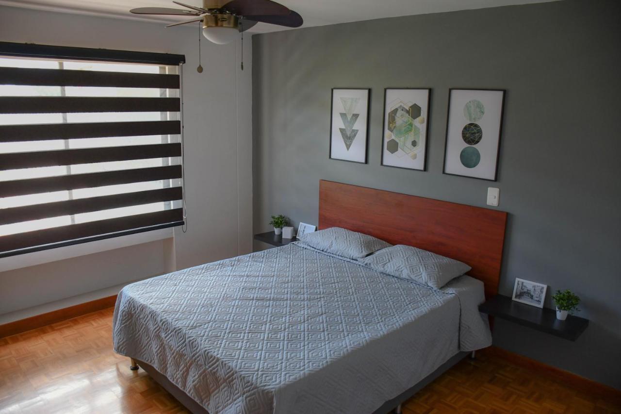 Apartment Apartamento En Laureles En Zona Rosa Medellin